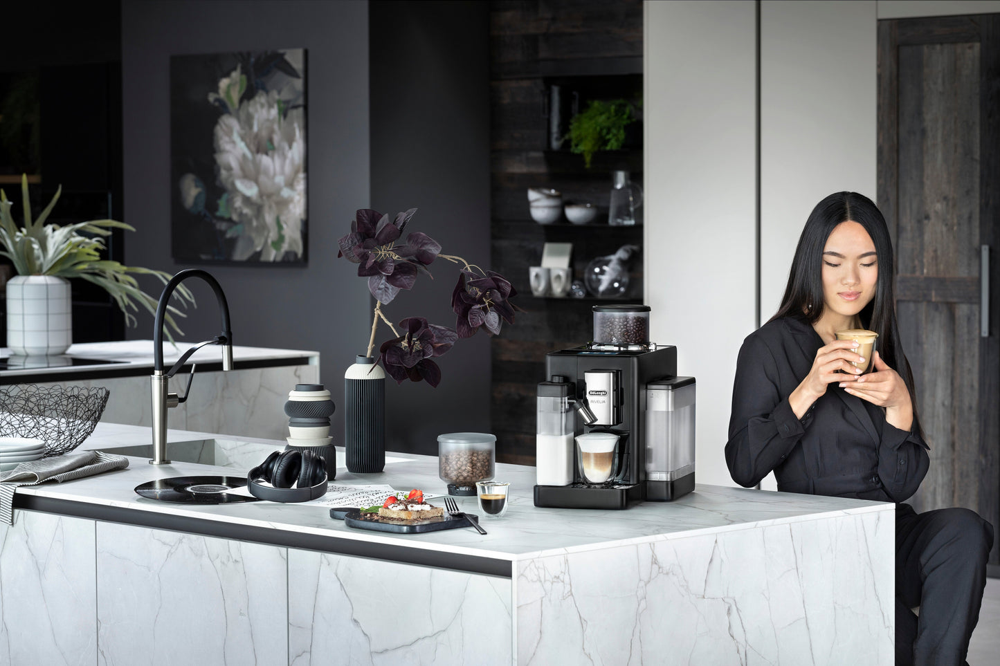 RIVELIA LATTE DELONGHI NOIRE super offre tout compris